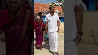 ಅಜ್ಜಿ ಜೊತೆ ವೋಟಿಂಗ್​ಗೆ ಬಂದ ಡಾಲಿ |Actor Dhananjay Voting with Grandmother | Karnataka Elections 2023