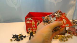 Opening a box of WWE Mighty Mini's Blind Bag Figures | Bumf Box