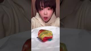 アメリカのお菓子の中にアイスを入れて食べたら美味しいらしい【検証】#Shorts