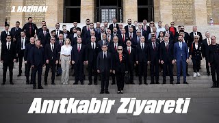 🔴 Galatasaray SK Başkanı Dursun Aydın Özbek ile Yönetim Kurulu ve Kurulları, Anıtkabir ziyaretinde