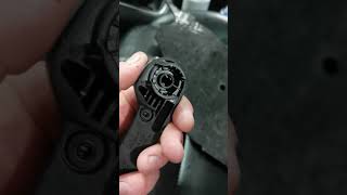 VOLKSWAGEN TIGUAN: Bonnet/Hood Release Handle Removal and Install