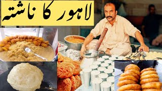 Lahore Best Nashta || Halwa Poori Channay || دیسی ناشتہ لاہور کا || #breakfast