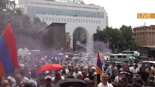 Լարված իրավիճակ՝ ԱԳՆ շենքի մոտ