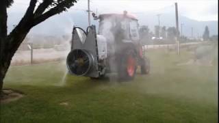 30 - atomizzatore portato con cisterna in poletilene Mounted airblast sprayer with polyethylene tank