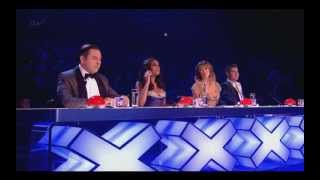 Amanda holden boob falls out during britains got talent final