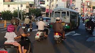 20230518 新竹市公車世博3號 兩台交會+182路 MOV 9931