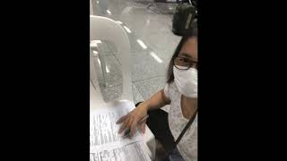 マニラ入国。どこかゆったりのPCR検査場      Airport at  Manila. PCR laboratory