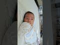 아빠와 함께 쪽쪽이를.. baby 아기 cute 35일아기 쪽쪽이 pacifiers