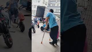 disabled woman --請點擊說明 please click description