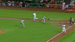 COL@STL: Reynolds throws out Diaz on squeeze attempt