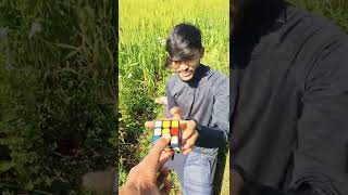 Subscribers Kahin Bhi aa Jate hai 😅 |Rubik's cube challenge | #shorts