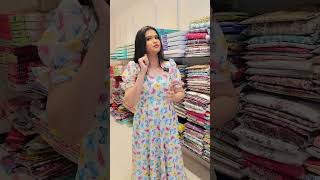 takkuva price lo full shopping chesanu #trending #viral #shopping #latest #actress #fun #sareelove