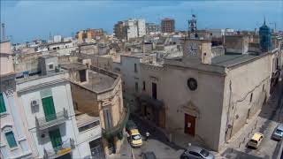 Vista della piazza centrale di triggiano