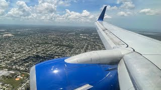 BEAUTIFUL VIEWS | United 737-700 Evo Blue Landing at Fort Myers RSW