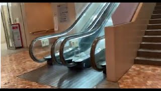 ハーモニータワーエスカレーター escalator Harmony square Tower building Nakano-Sakaue  Tokyo Japan