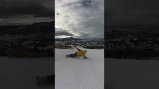 Extremely Fun Snowboard Carving