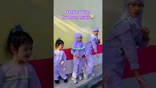 DISTA DOMINIQUE DARLEEN MENUNGGU PENJUAL ESKRIM LEWAT😍!! #viralvideo #trending #shortviral