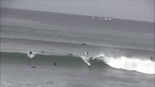 台風17号九州最接近中の稲村ヶ崎サーフィン（9/22am730）-今期最高の波（頭ほど）に約150人のサーファー挑戦、大波と格闘していたよ。スゲーよ③