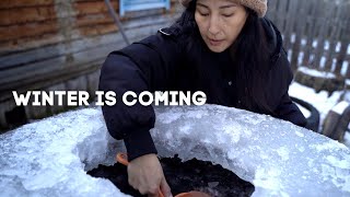 Living alone in the Siberian Wilderness | Winter is coming