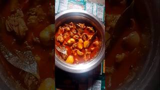 একটি অসাধারণ চিকেন কারি রেসিপি 😍🍗 #shorts #trendingshorts #cookingshorts #chikenmasalacurry