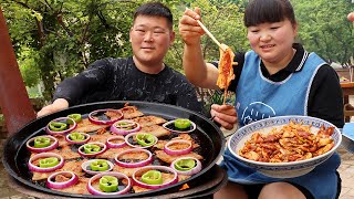 Family Korean barbecue with freshly picked vegetables, the ultimate luxury meal in summer!