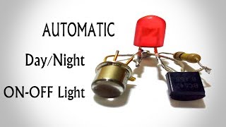 Automatic On And Off Light Circuit using Phototransistor