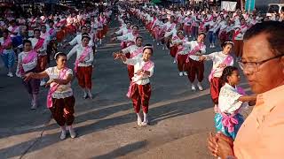 ชมรมสุขภาพดีจอมบึงร่วมกับอสม.อำเภอจอมบึงรำถวายงานสักการะพระบรมราชานุสาวรีย์ รัชกาลที่ 5