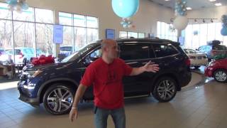 Lundgren Honda of Auburn and The Blue Wave Cafe Experience it!