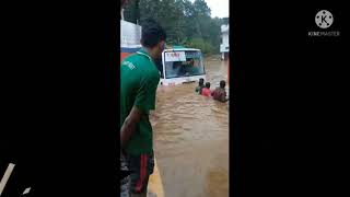 KSRTC ഡ്രൈവറുടെ അഭ്യാസം/ വെള്ളത്തിൽ ബസ് ഓട്ടം /