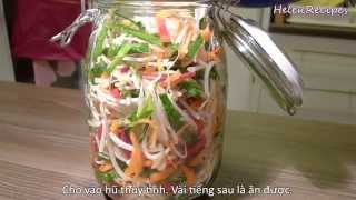 Dua Gia - Vietnamese Pickled Bean Sprouts Recipe | Helen's Recipes