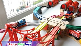 Build and Play  Wooden Train Brio & Wooden Thomas Toy, Tunnel Subway Collectiontoys