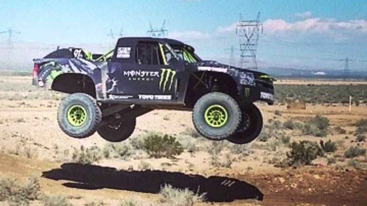 The Mint 400 - YouTube