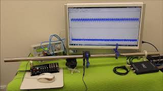 ものの表面を伝搬する表面弾性波　surface acoustic wave