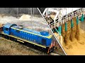 Spectacular Sand Unloading from a Train!