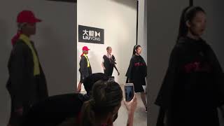 纽约时装周大鲲刘勇现场走秀片段(NYFW DAKUN LIUYONG Show)