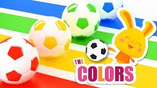 What color is this soccer ball? | Learn the colors with Titounis