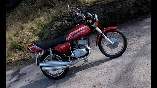 KAWASAKI 350 S2  “On The Road”