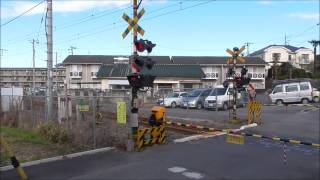 日中のJR川越線　野田踏切