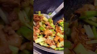 #shorts #家常肉片炒芹菜 #cooking #homestyle Stir-fried pork slices with celery #homemadefood #dailyvlog