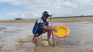 How to Pump for Yabbies with Clint