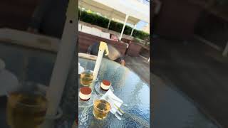 福州旅遊第5天的#下午茶 🍹#廈門 白鷺洲 篔簹湖，三五好友，坐在湖邊，享受溫暖的陽光和美麗的湖景💖#旅行 #travel #journey #chill #xiamen 12.12.24