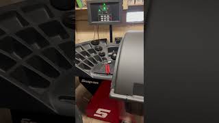 Snap-on Wheel Balancer