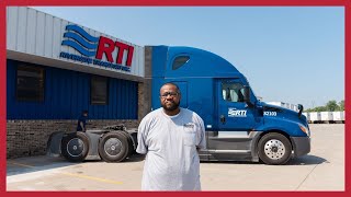 Chicago Regional Truck Drivers Make $2,200/WK - Riverside Transport Inc.