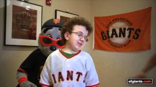 SF Giants Brian Wilson and Cody Ross with Keenan Cahill - Dynamite by Taio Cruz