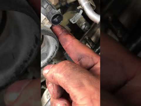 2004 Chevy impala thermostat remplacement 2004 Chevy impala thermostat remplacement