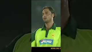 Sehwag vs Shoaib Akhtar #Pakistan vs #India #Shorts #SportsCentral|MA2