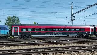 Vectron s novým ÖBB Railjetem přijíždí odpoledne do Břeclavi na přednádraží.29.4.2024