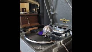 塩 まさる ♪高粱焚いて♪ 1938年 78rpm record. Columbia Model No 204 phonograph