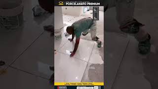 Descubre cómo instalar porcelanato para pisos en solo unos pasos sencillos🛠️👷‍♂️