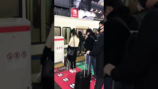 大阪駅で大和路快速列車を撮影した😇